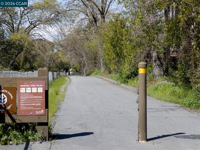 437 Coleman Ct, Pleasant Hill, CA 94523