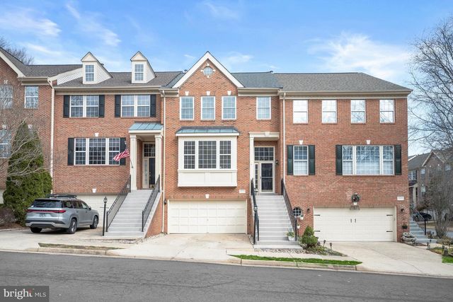 20624 MUDDY HARBOUR SQ, Sterling, VA 20165