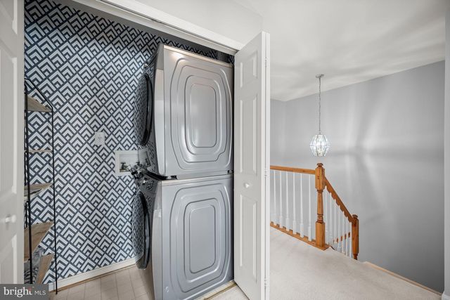 20624 MUDDY HARBOUR SQ, Sterling, VA 20165