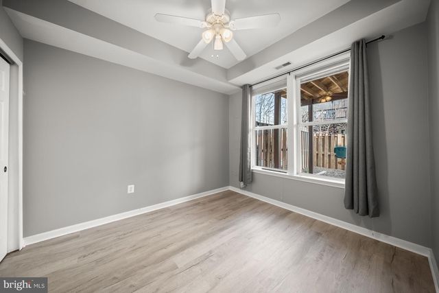 20624 MUDDY HARBOUR SQ, Sterling, VA 20165