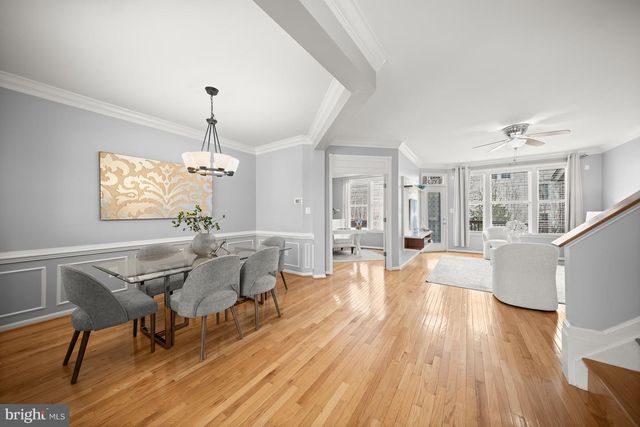 20624 MUDDY HARBOUR SQ, Sterling, VA 20165