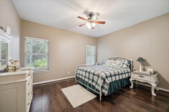 1413 Ward Bend Street, Sealy, TX 77474