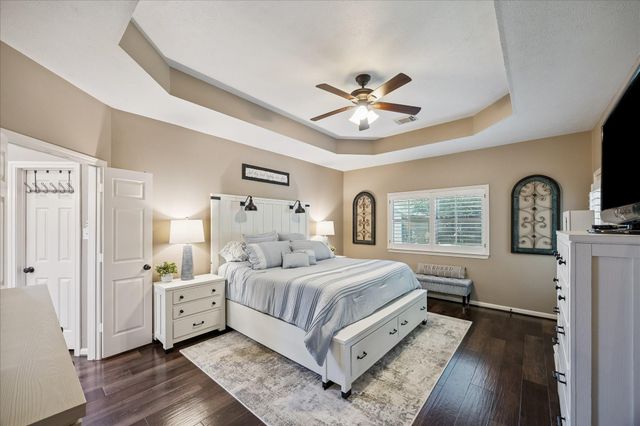 1413 Ward Bend Street, Sealy, TX 77474