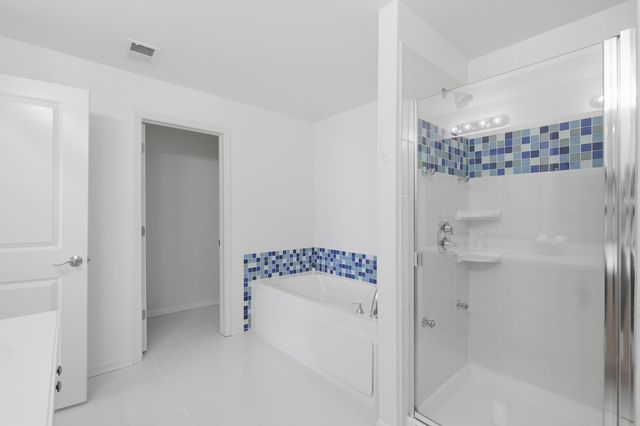 1228 EMERSON Street 304, Evanston, IL 60201