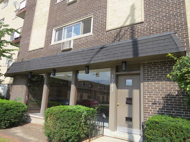 1247 S Harlem Avenue 401, Berwyn, IL 60402
