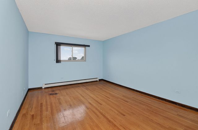 1247 S Harlem Avenue 401, Berwyn, IL 60402