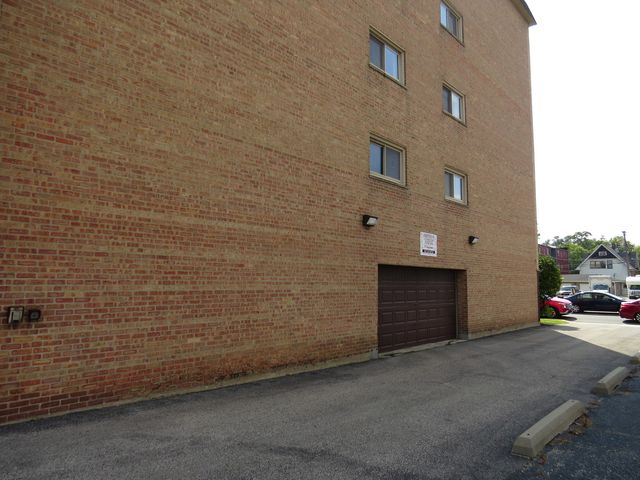 1247 S Harlem Avenue 401, Berwyn, IL 60402