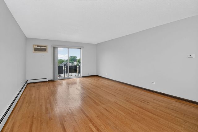 1247 S Harlem Avenue 401, Berwyn, IL 60402