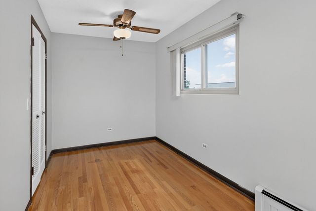 1247 S Harlem Avenue 401, Berwyn, IL 60402