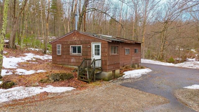 24 Cote Lane, Sutton, MA 01590