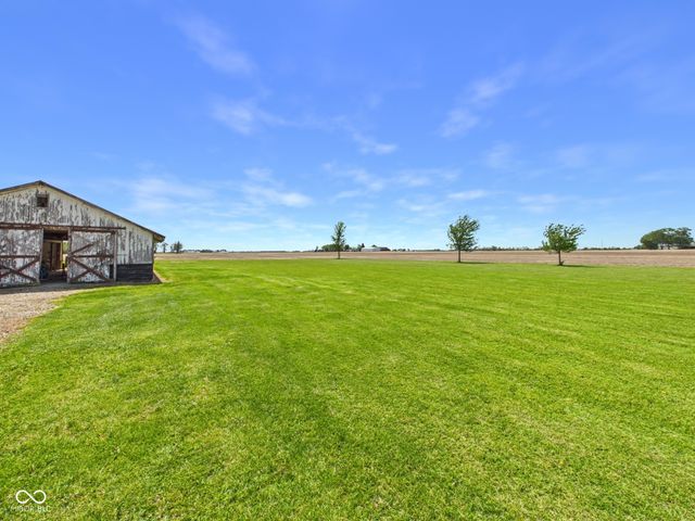 6773 W 300 S, Anderson, IN 46011