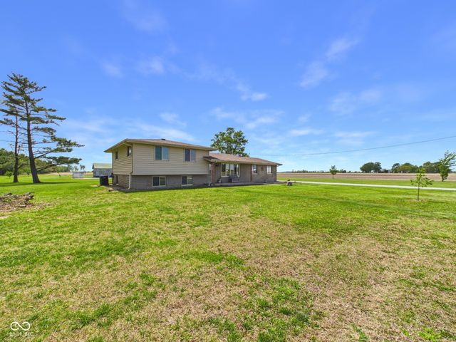 6773 W 300 S, Anderson, IN 46011