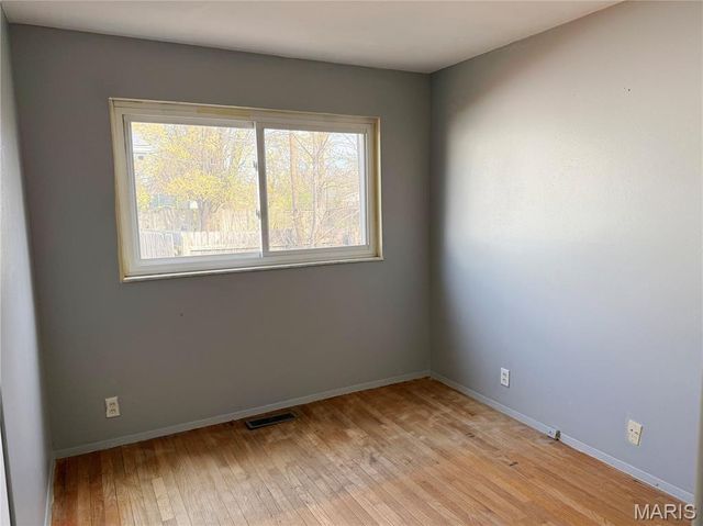 2910 Wellington Drive, Florissant, MO 63033