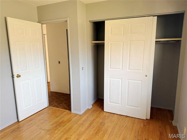 2910 Wellington Drive, Florissant, MO 63033