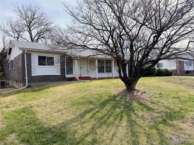 2910 Wellington Drive, Florissant, MO 63033