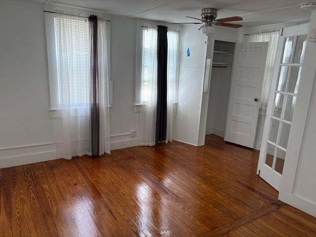1912 ARTHUR Street B, Hollywood, FL 33020