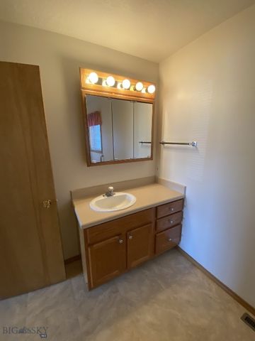 222 Aspen Loop, Butte, MT 59701