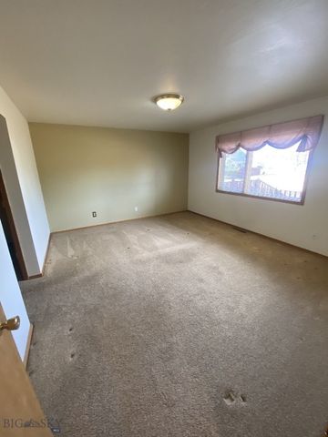 222 Aspen Loop, Butte, MT 59701