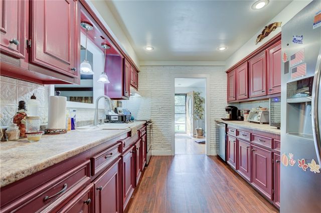 117 Bulgarmarsh Road, Tiverton, RI 02878