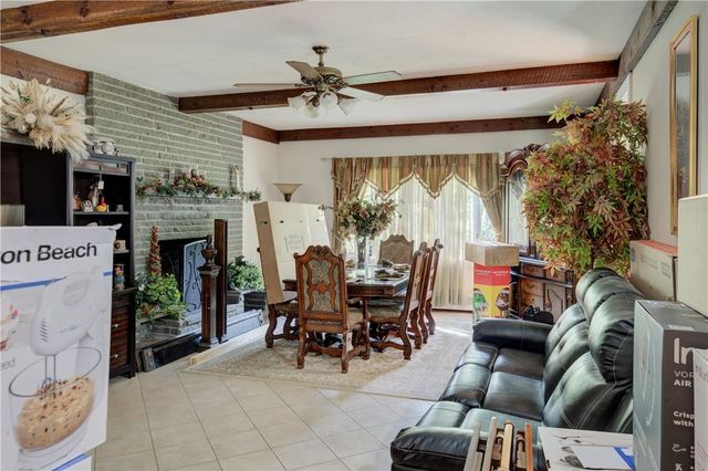 117 Bulgarmarsh Road, Tiverton, RI 02878