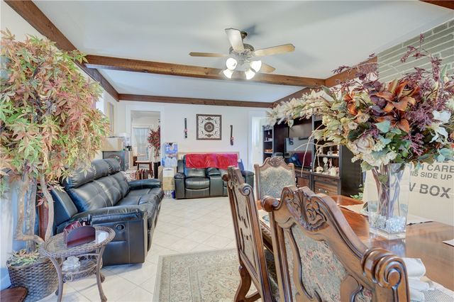 117 Bulgarmarsh Road, Tiverton, RI 02878