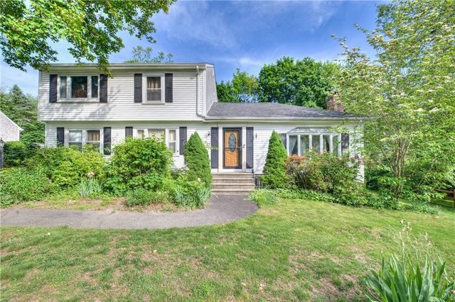 117 Bulgarmarsh Road, Tiverton, RI 02878