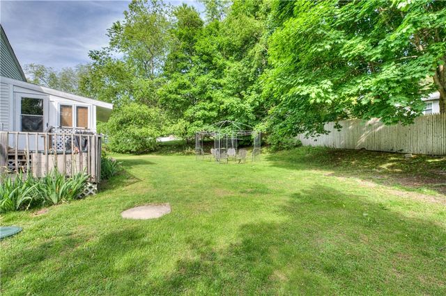117 Bulgarmarsh Road, Tiverton, RI 02878