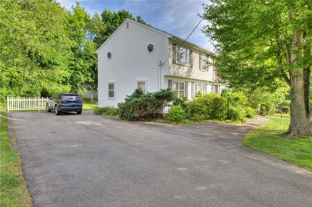 117 Bulgarmarsh Road, Tiverton, RI 02878