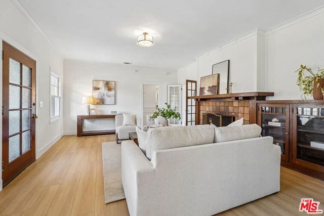 1221 Sonoma Drive, Altadena, CA 91001