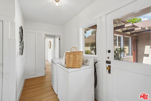 1221 Sonoma Drive, Altadena, CA 91001