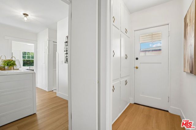 1221 Sonoma Drive, Altadena, CA 91001