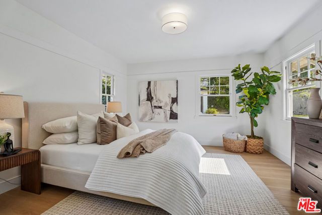 1221 Sonoma Drive, Altadena, CA 91001