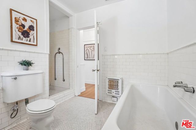 1221 Sonoma Drive, Altadena, CA 91001