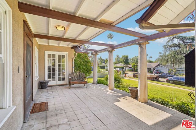 1221 Sonoma Drive, Altadena, CA 91001