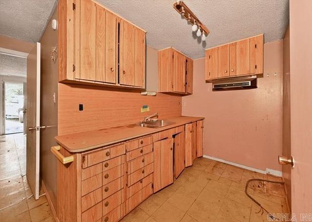 992 McClendon Road, Hot Springs, AR 71901