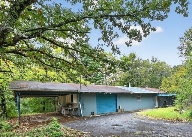 992 McClendon Road, Hot Springs, AR 71901