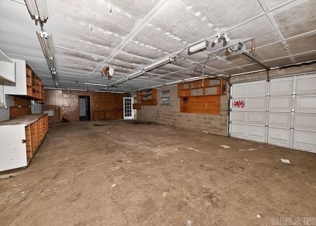 992 McClendon Road, Hot Springs, AR 71901