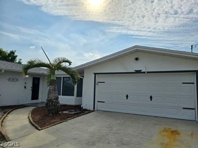 4443 N Pacific CIR, North Fort Myers, FL 33903