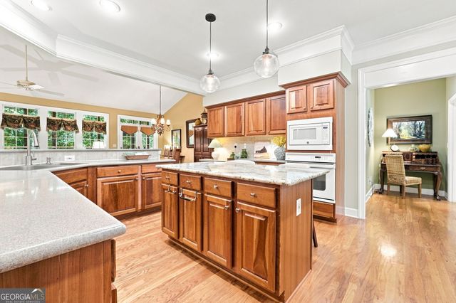 1545 Bookhout Drive, Cumming, GA 30041