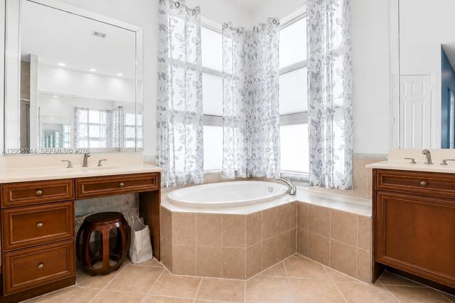 16479 SW 54th Ct, Miramar, FL 33027