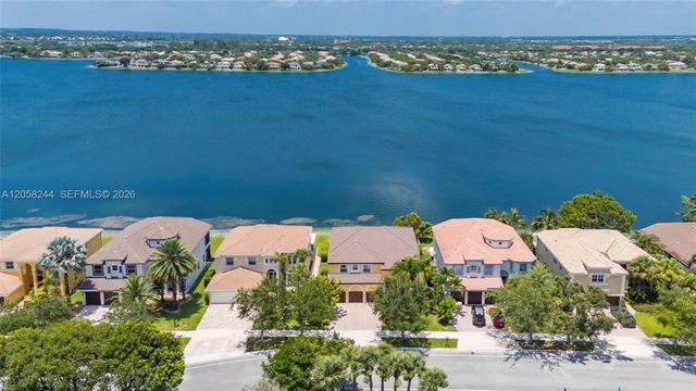 16479 SW 54th Ct, Miramar, FL 33027