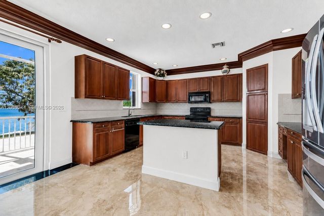 16479 SW 54th Ct, Miramar, FL 33027