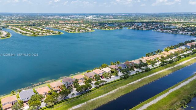 16479 SW 54th Ct, Miramar, FL 33027