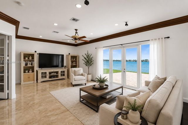 16479 SW 54th Ct, Miramar, FL 33027