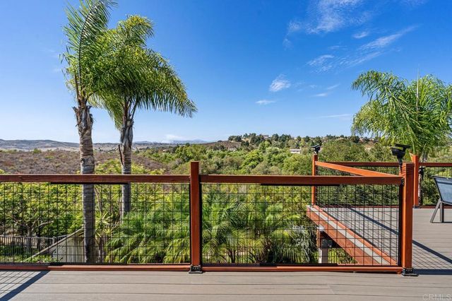 5276 Willow Walk, Oceanside, CA 92057