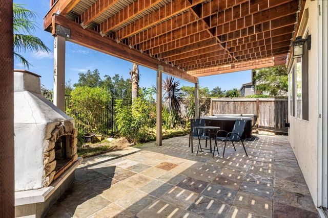 5276 Willow Walk, Oceanside, CA 92057