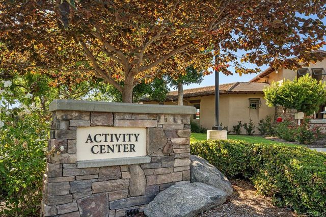 5276 Willow Walk, Oceanside, CA 92057