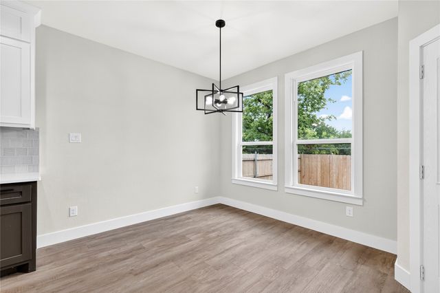 1613 Avenue D, Fort Worth, TX 76104