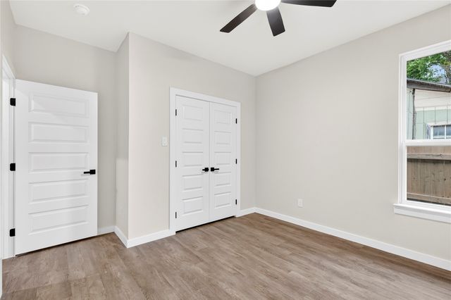 1613 Avenue D, Fort Worth, TX 76104