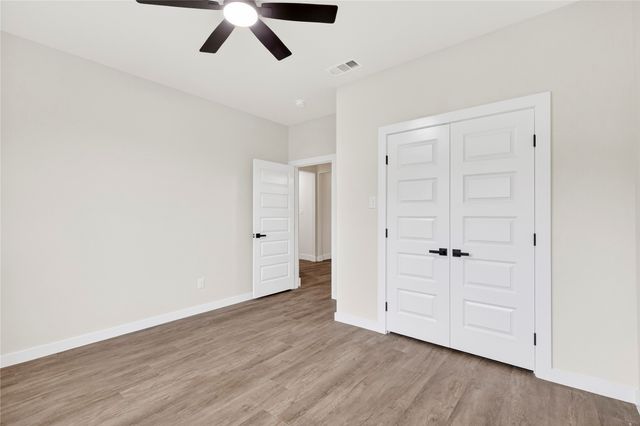 1613 Avenue D, Fort Worth, TX 76104
